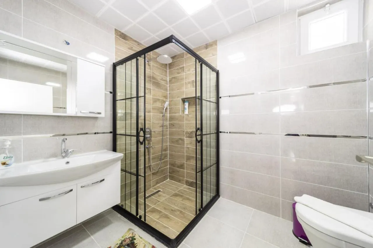 Marvelous Villa With Private Pool In Muratpasa Antalya